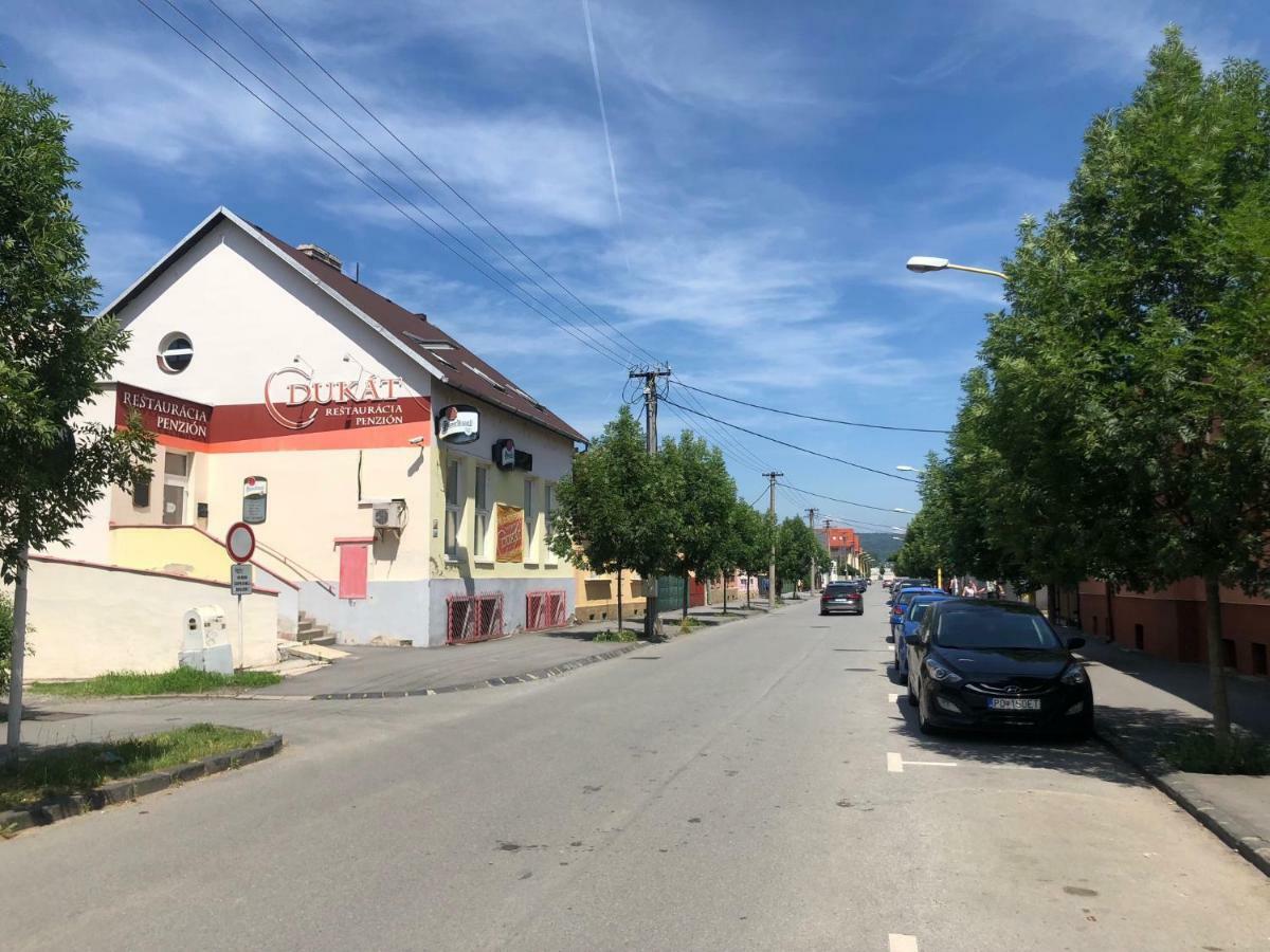 Penzion Dukat Prešov Extérieur photo