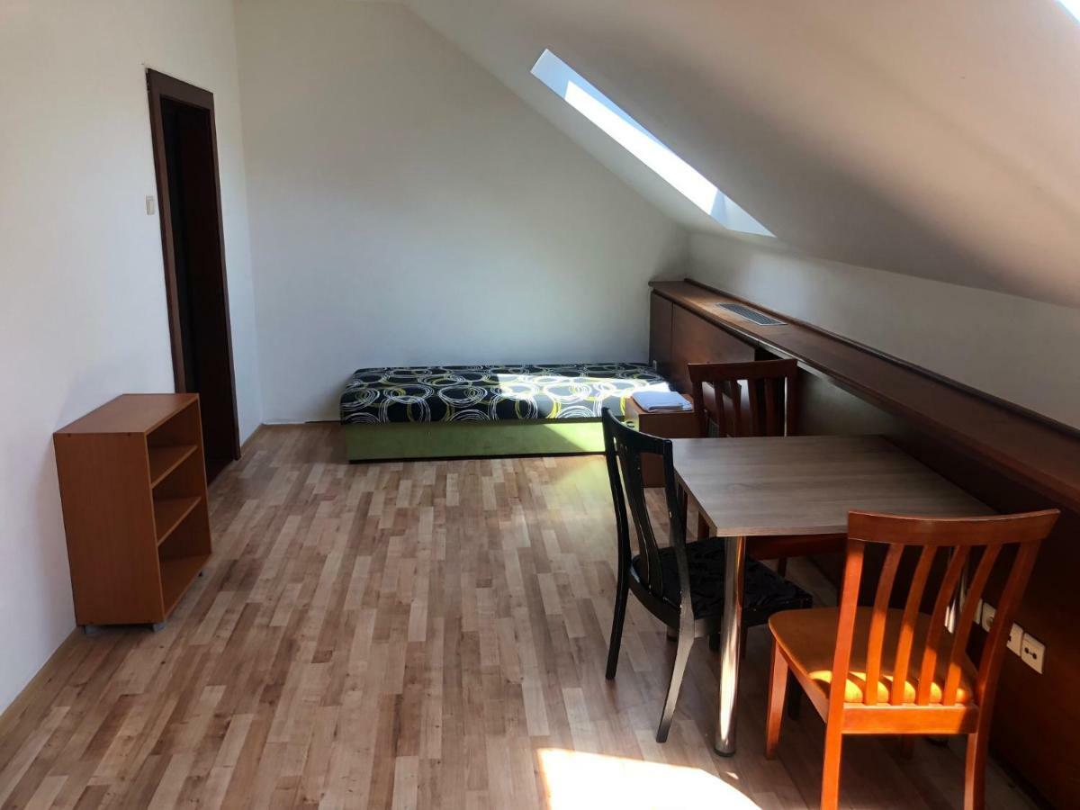 Penzion Dukat Prešov Extérieur photo