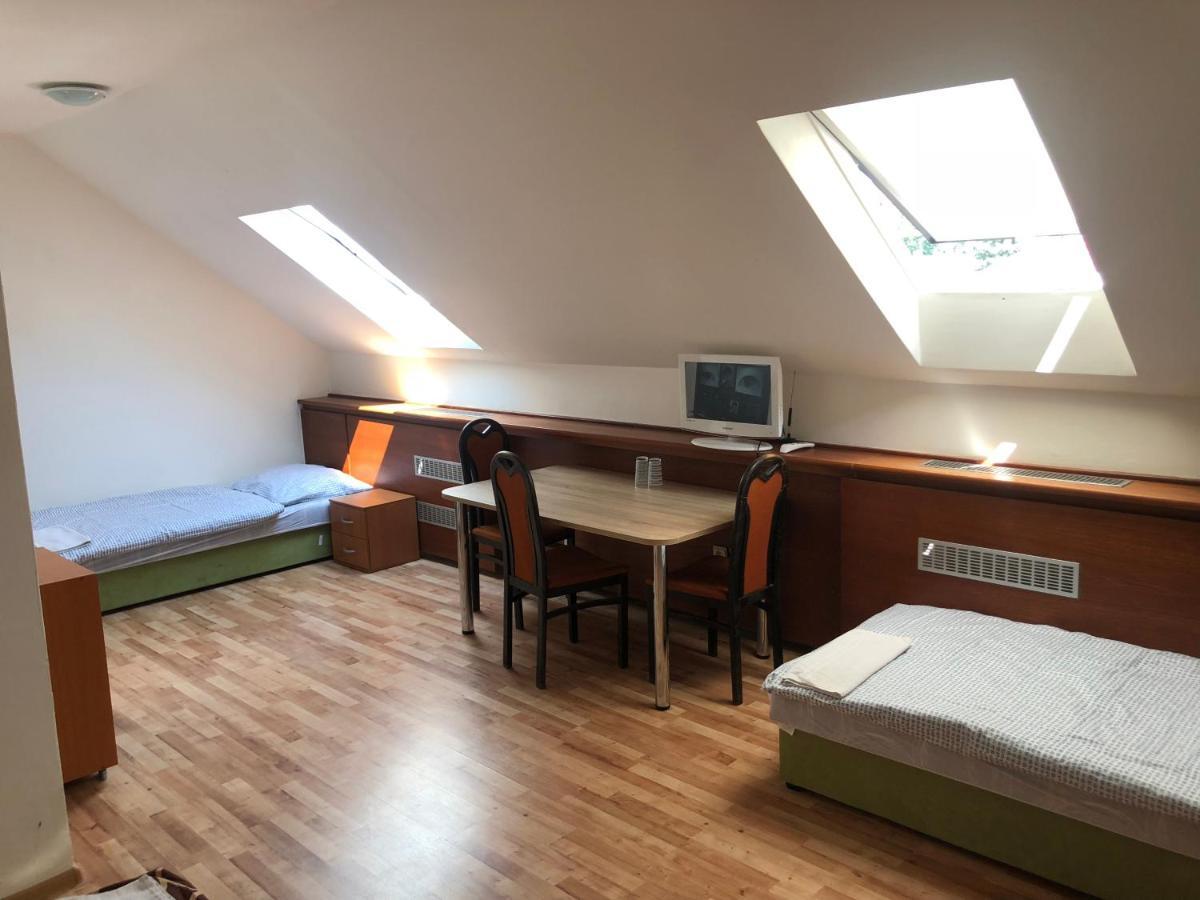 Penzion Dukat Prešov Extérieur photo